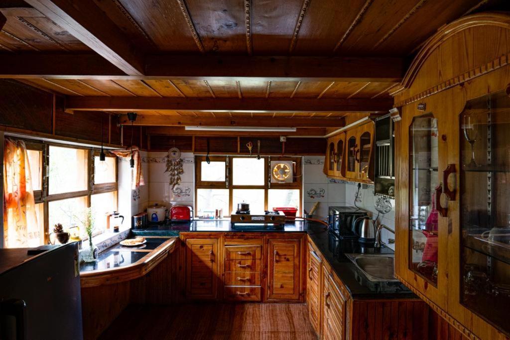 Gharsa - Your Mountain Home Manāli Exteriör bild
