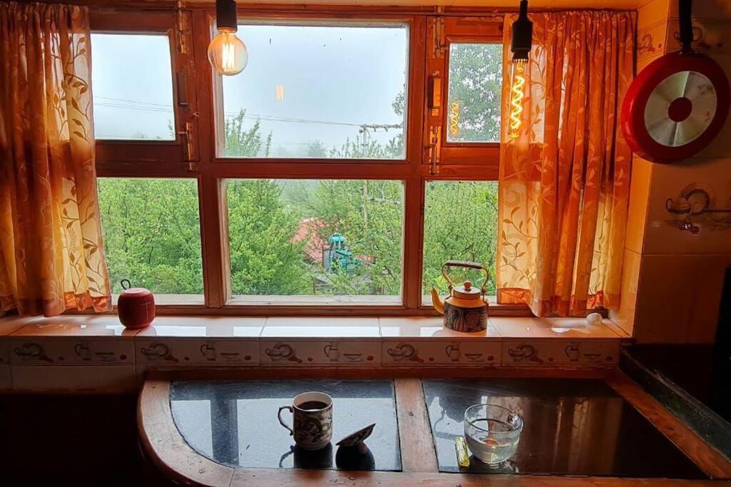 Gharsa - Your Mountain Home Manāli Exteriör bild